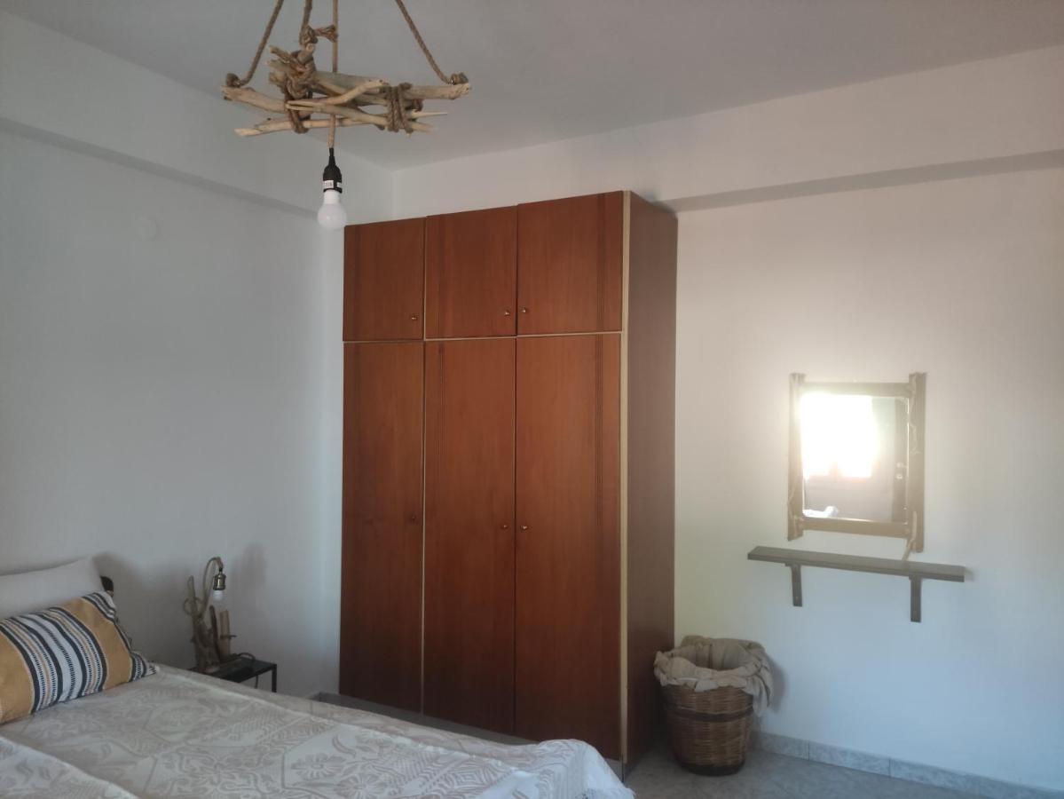 Despoina Seaside Apartment Agios Konstantinos  Bagian luar foto